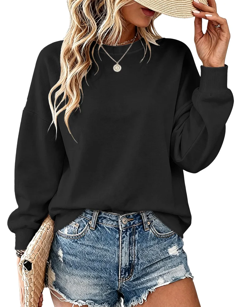 JEKAOYI Crewneck Sweatshirt in Black